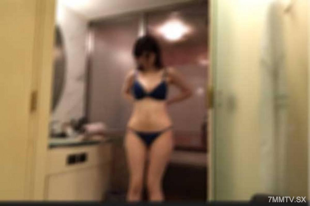 [無碼]fc2-ppv 4791280 ※13日まで90％OFF※【素人個撮】いいなりタダマン！！地元の同級生にゴムを外して無/許可中出し | FC2電子市場