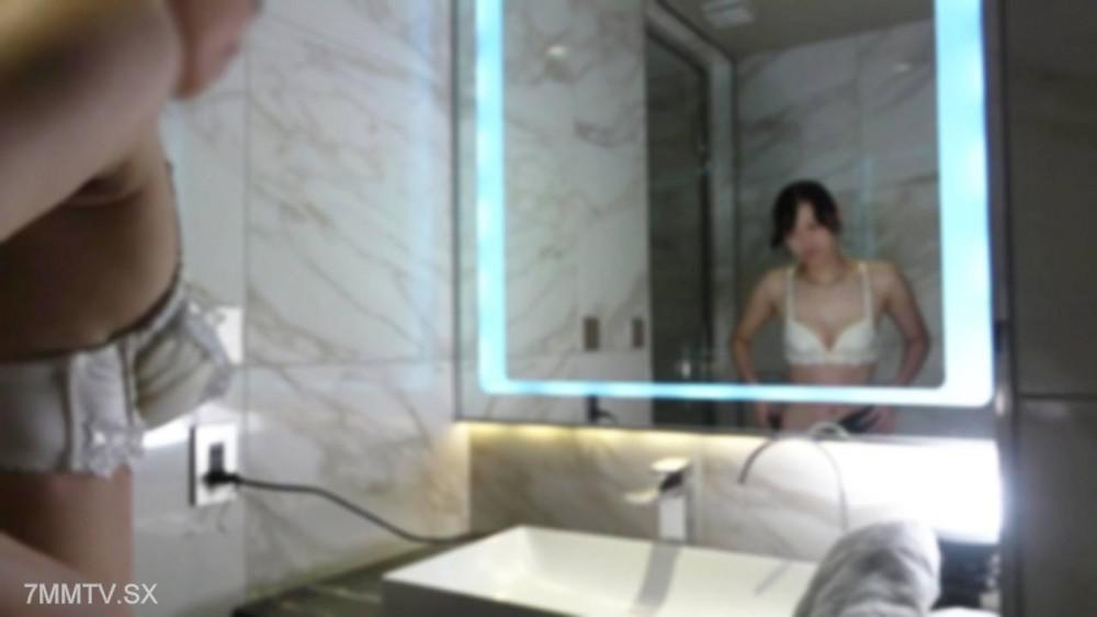 [無碼]fc2-ppv 4788732 喜好攝影界的巨匠穿著性感服裝，在擁有身材高挑的色白長身美體的足球場上運動，最後被擠壓出積累在體內的精液被擠取出來。| FC2電子市場