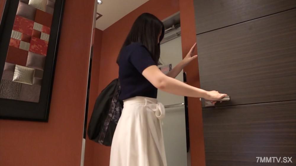 [無碼]fc2-ppv 4780553 五反田高級男士美容院服務，頂級的白金女士F罩杯，無法忍耐大量誤射