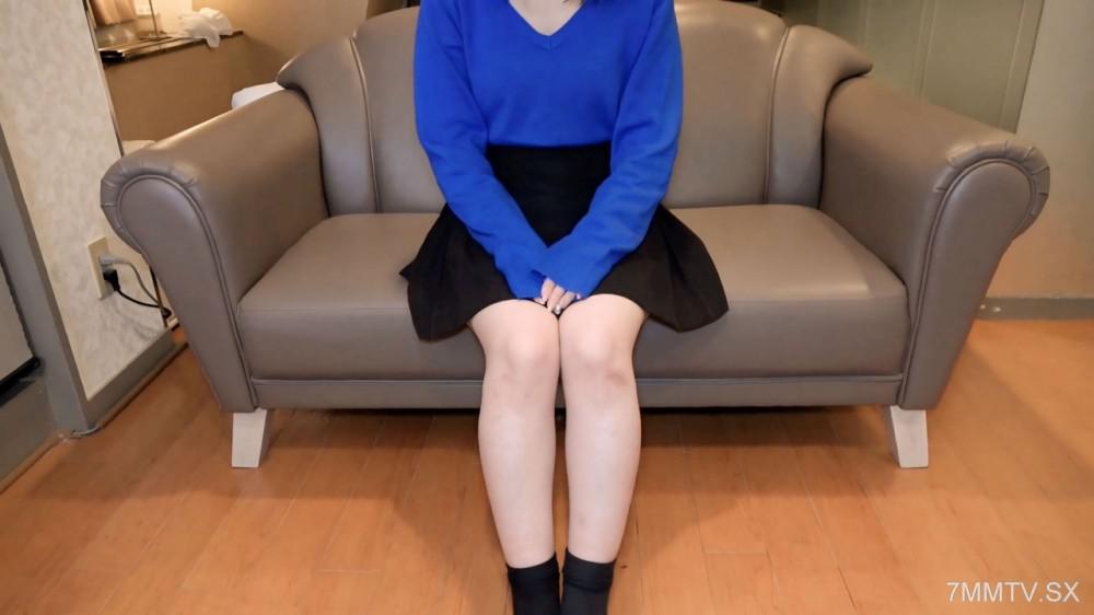 [無碼]fc2-ppv 4924999 【無】童顏黑髮小巧美乳，一切都很出色⤴再加上天然頭髮超性感！外表看似純情，但對性非常積極，向這樣的女性內射連續兩次！※額外禮品高畫質