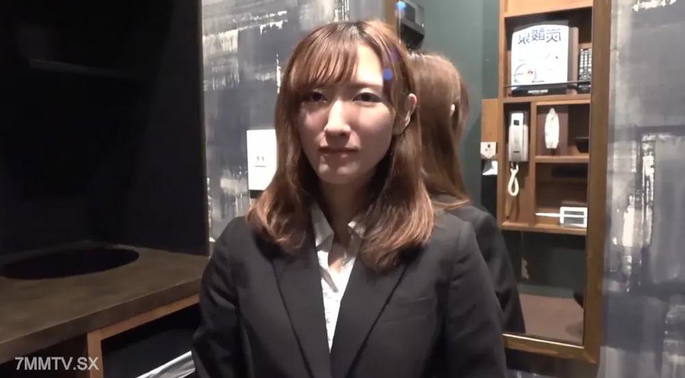 [無碼]FC2-PPV 4552144 【無・個撮】模特兒身材的敏感女生！被發現的話**就要辭職！？與易受感觸的她一起在緊張刺激的漫畫咖啡廳進行**♡【特典中有高畫質】 FC2-PPV-4552144