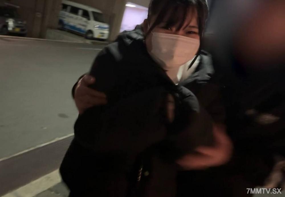 [無碼]FC2-PPV 4619584 【素人18歳】可愛いくて超敏感!!顔に似合わない最高の巨尻を堪能して膣奥大量中出しハメ!※レビュー特典有※ FC2-PPV-4619584