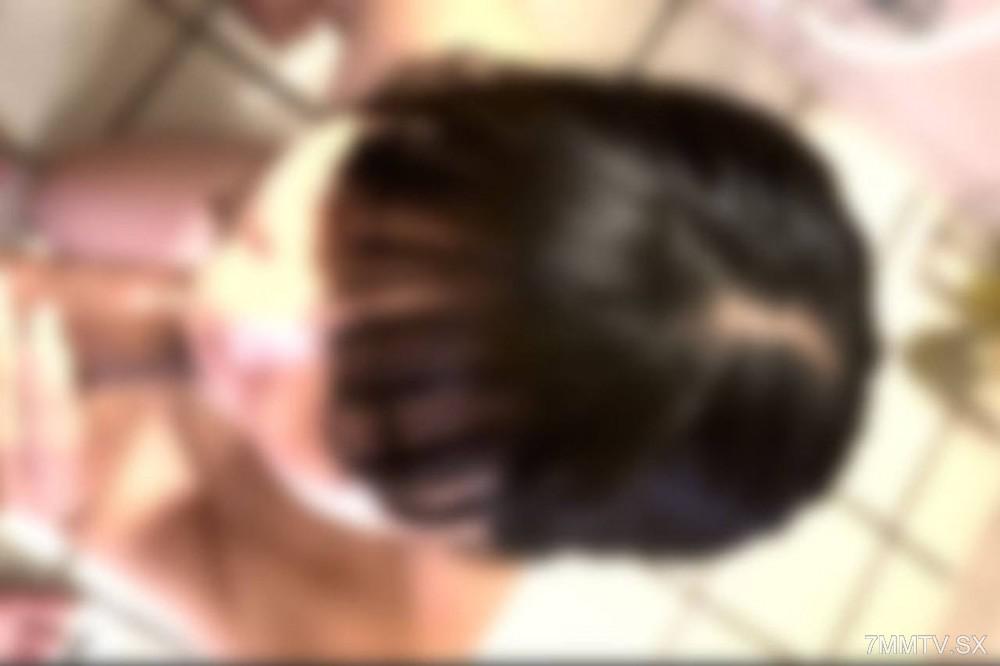 [無碼]fc2-ppv 4821728 ※1/3まで初回限定70％OFF※【個撮】人妻に陰茎2本持たせました。シャワー浴びるの1人がいいと言っていたので、突撃撮影してみだらな行為に